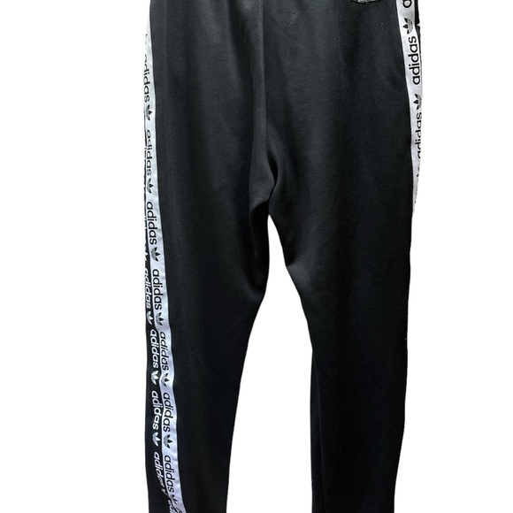 Adidas jogger small - Picture 3 of 7